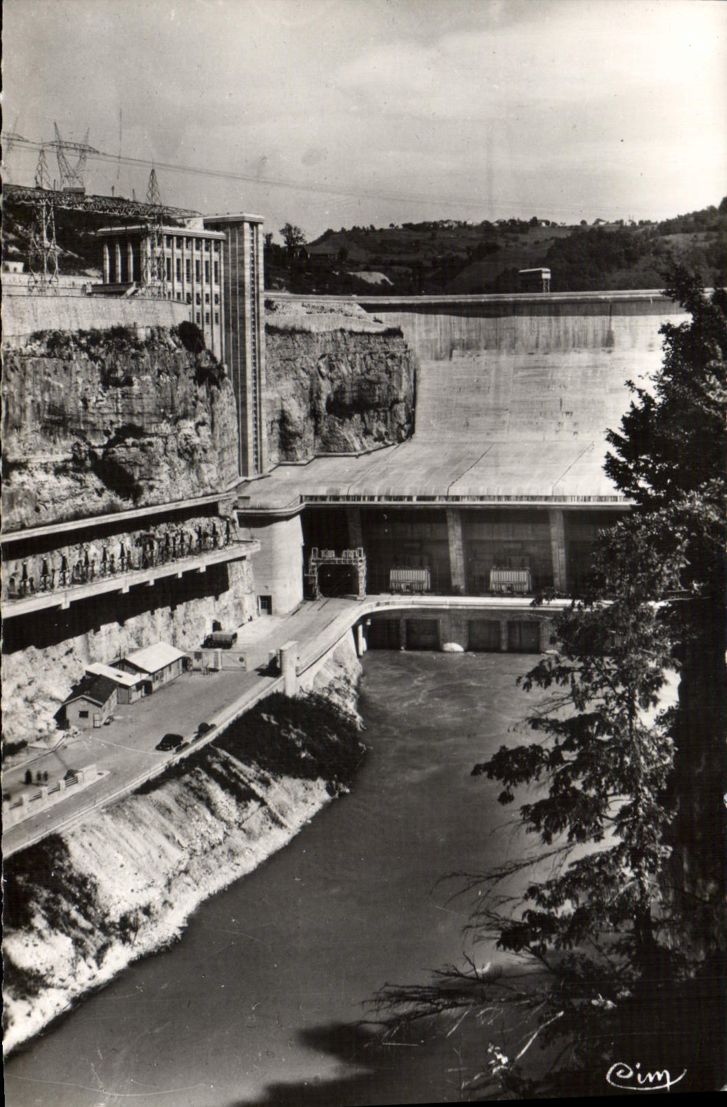 CPA Barrage de Genissiat Ain Canal de Fuite Sortie des eaux de l'Usine Plateformes Depart 