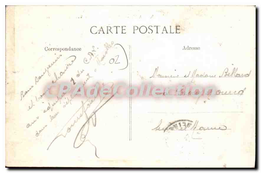 Laon — Place de l'Hôtel-de-Ville et le Théâtre — éditeur inconnu, n° 28 — Reverso