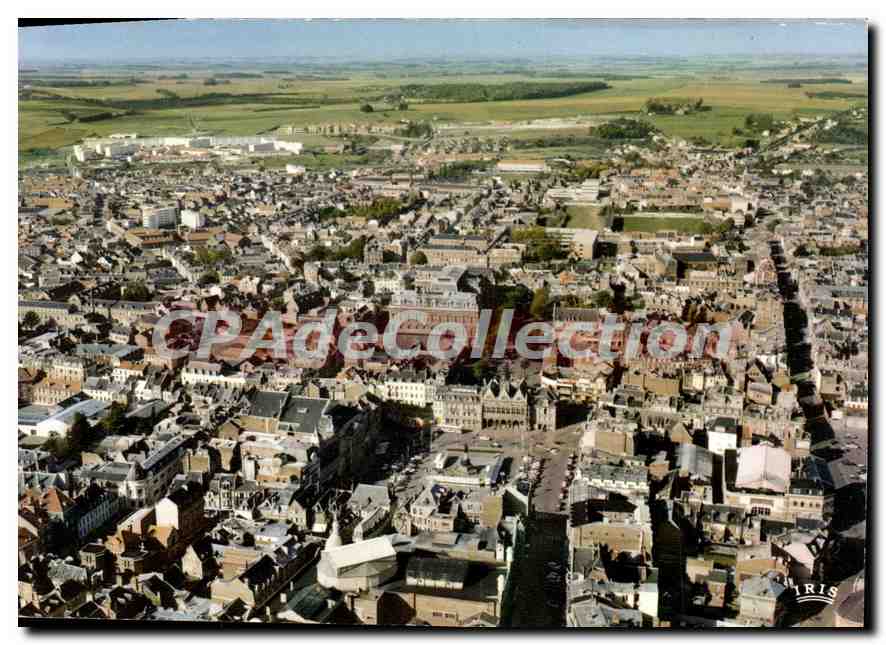 Saint-Quentin (Aisne) — Vue générale — Éditions Hachette