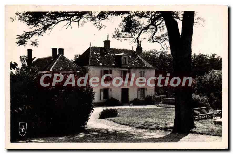 CPA Cerilly Allier Le Pavillon 