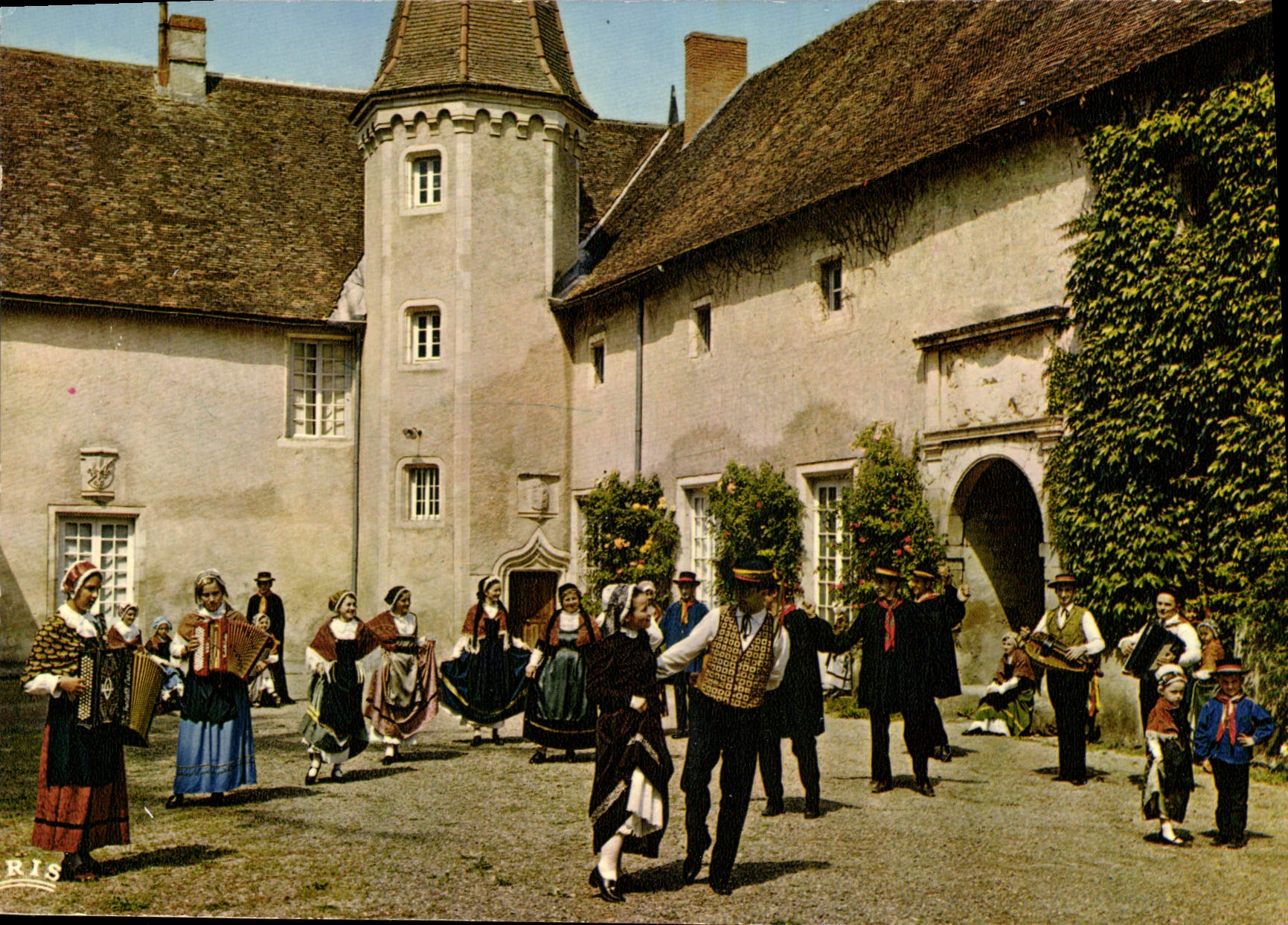 Folklore d'Auvergne — La bourrée gannatoise — Édition IRIS