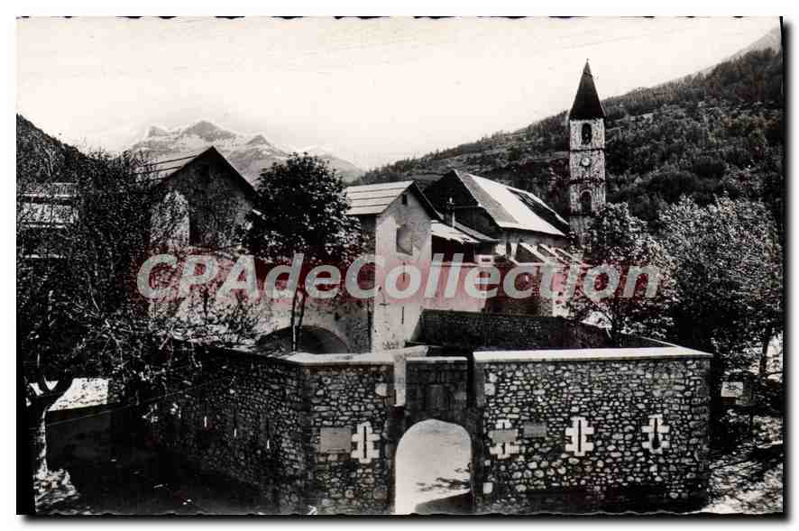 CPA Colmars les Alpes B A Station estivale sur la route des Grandes Alpes Les Remparts 