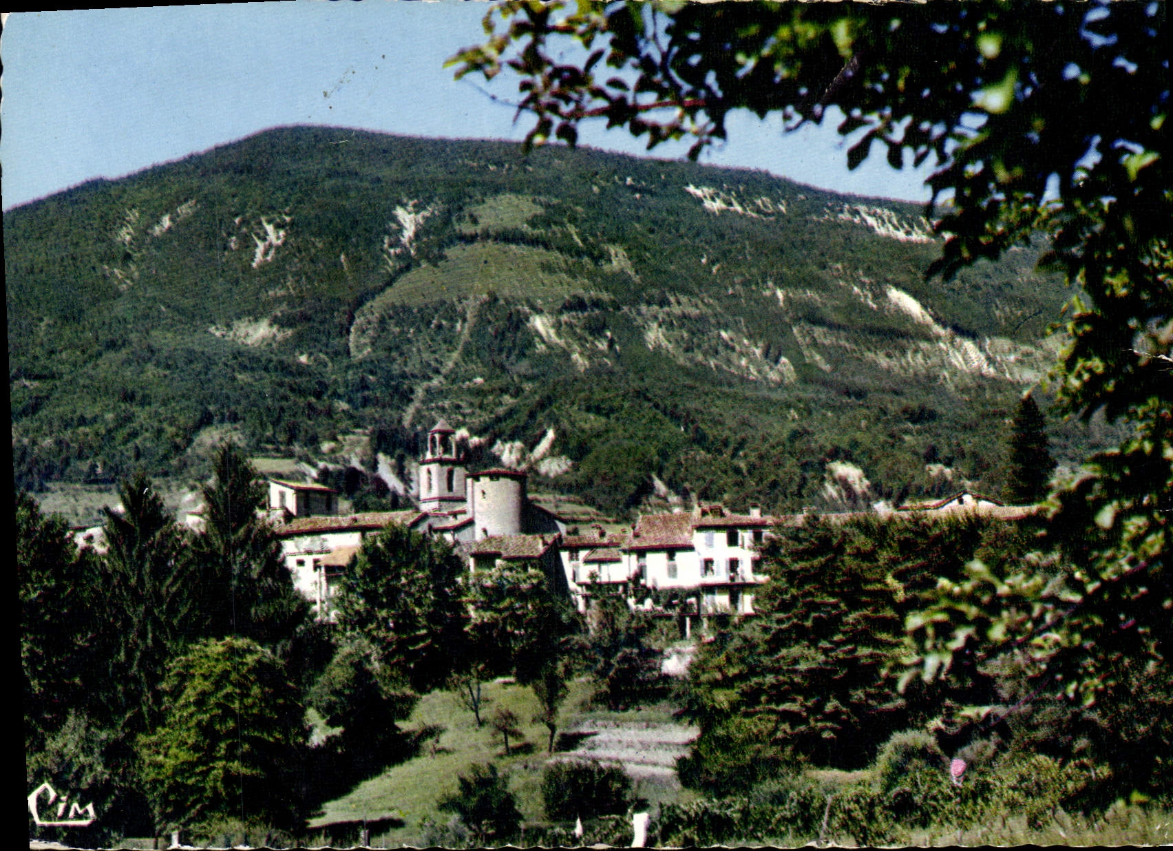 Annot (B.-Alpes) — Coin pittoresque du beau site d'Annot — Combier Imp. Maçon (S.-et-L.)