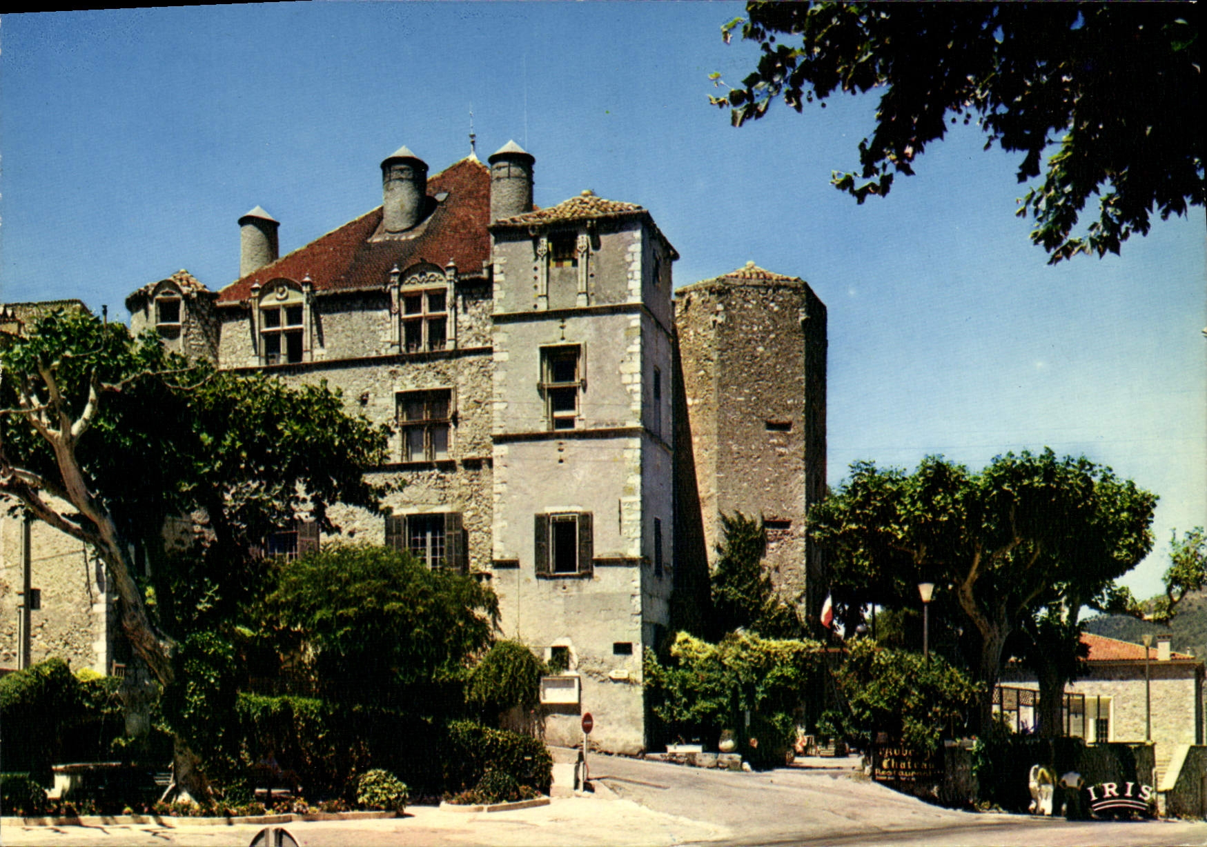 Château d'Arnaux — Alpes de Haute-Provence — Éditeur IRIS