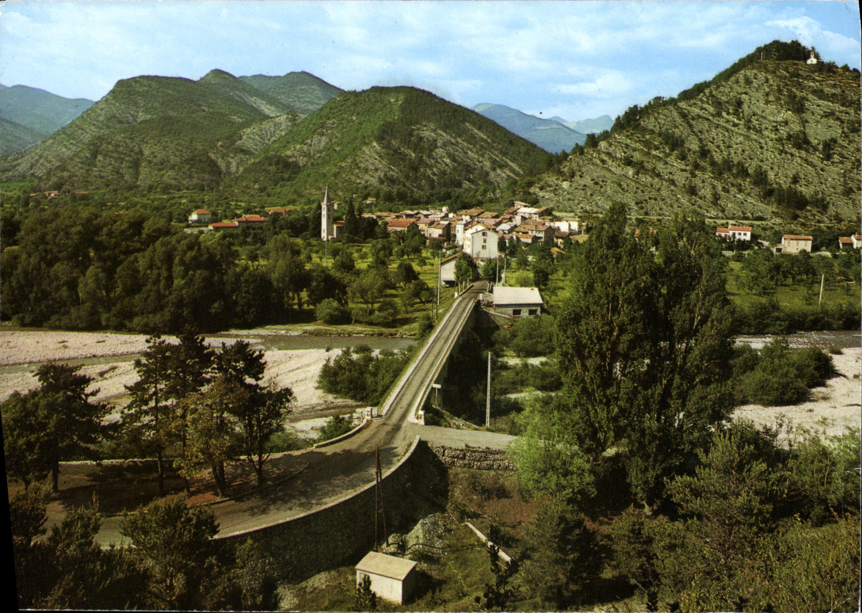 La Javie — Village provençal à proximité de Digne — Éditions Photoguy, Roquefort-les-Pins
