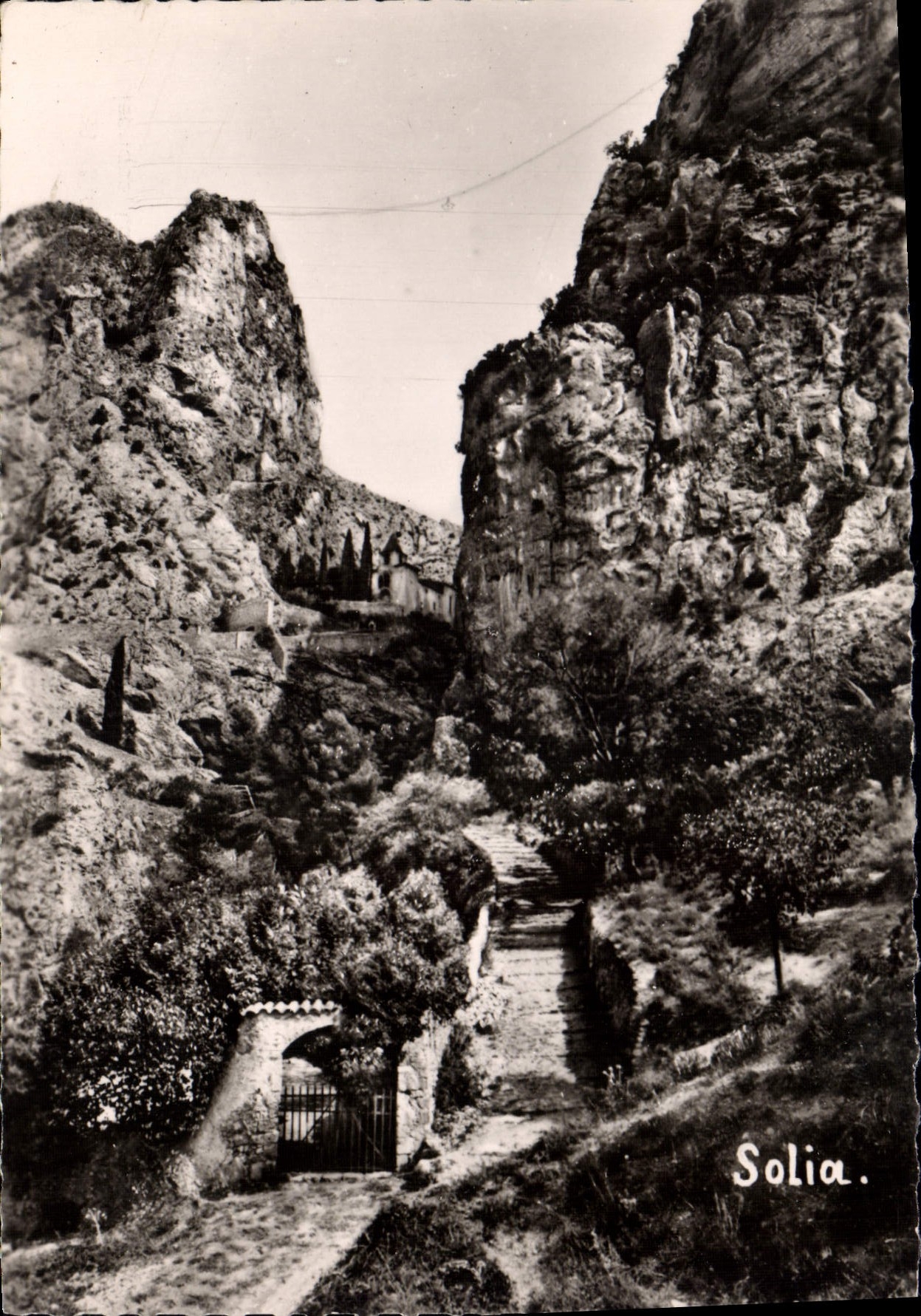 Solía — Vue du couloir féerique et de la chapelle de la Résistance — Photo Solía