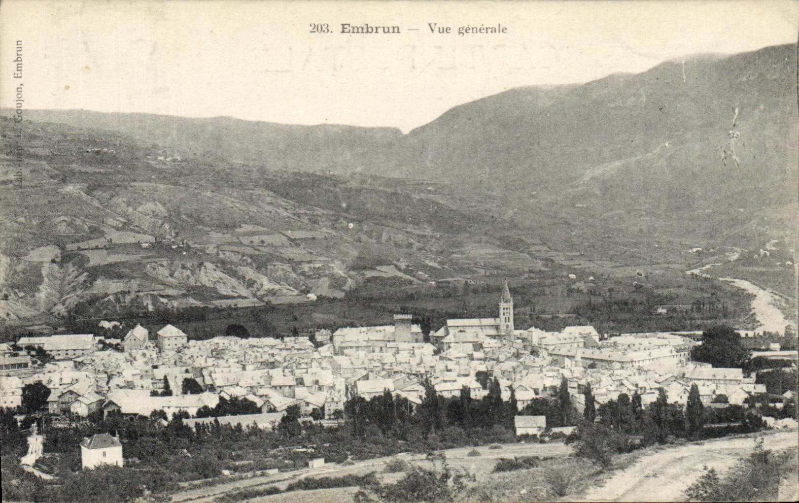 Embrun — Vue générale — Éditeur L. Groujon, n° 203