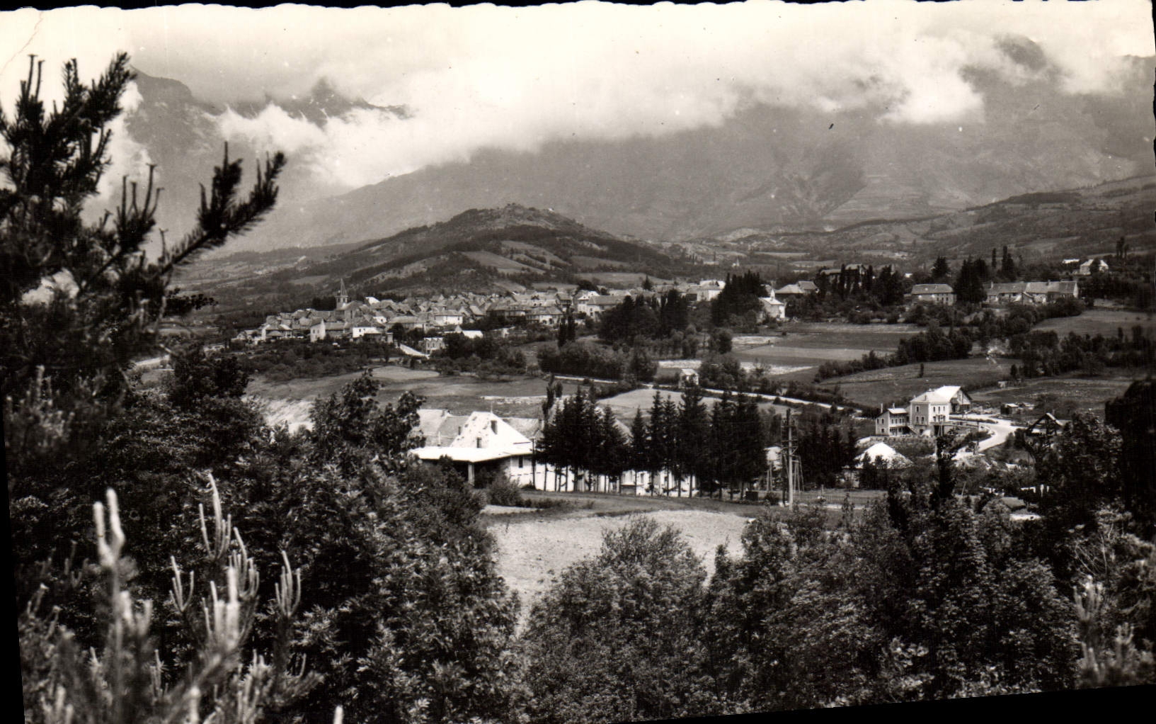 Saint-Bonnet-en-Champsaur — Vue générale prise de Becuvert — Éditions de France, n° 6284