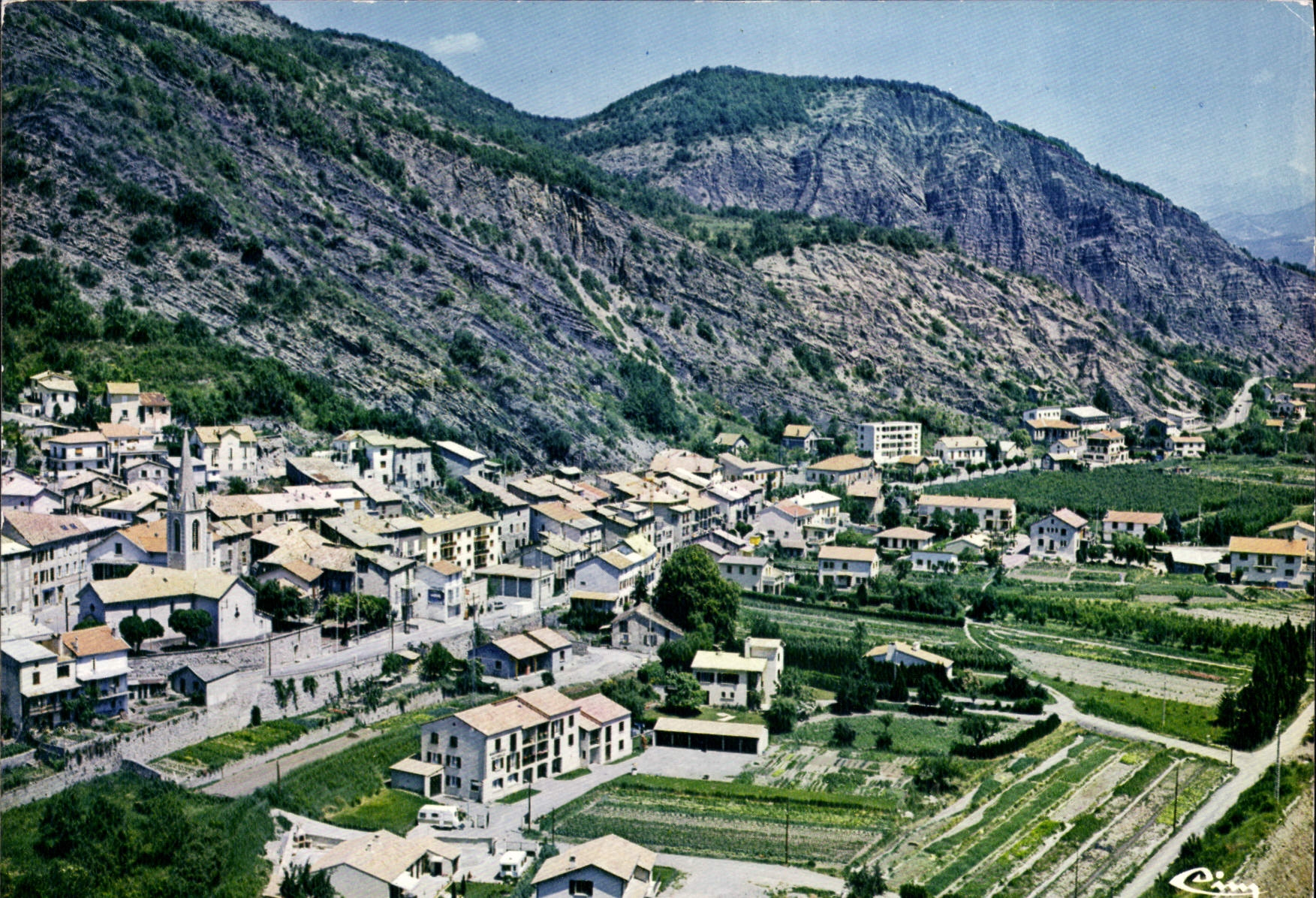 La Saulce (Htes-Alpes) — Vue générale aérienne — Imprimerie Maison Raphaël