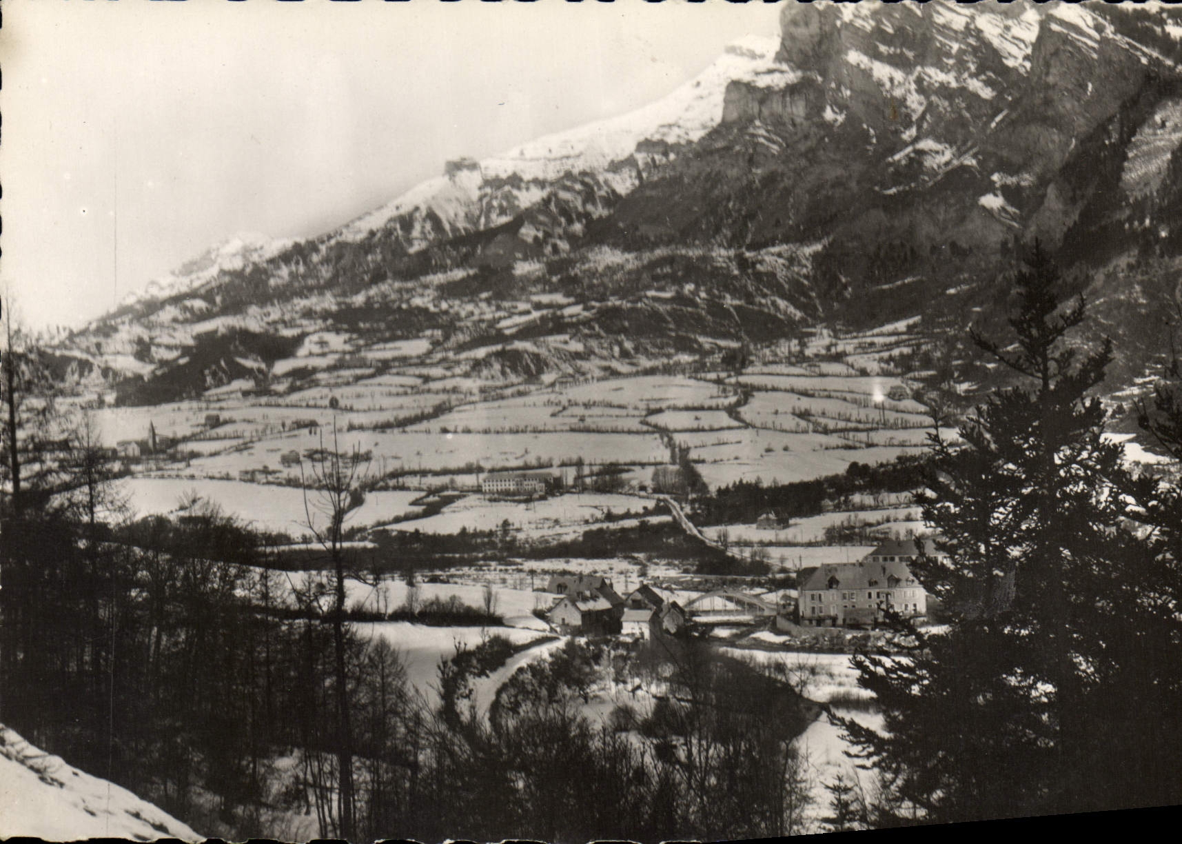 PONT-du-FOSSE (Hautes-Alpes) — Ansicht der schneeverdeckten Talregion — Verlag G. BOYER, Nr. 11