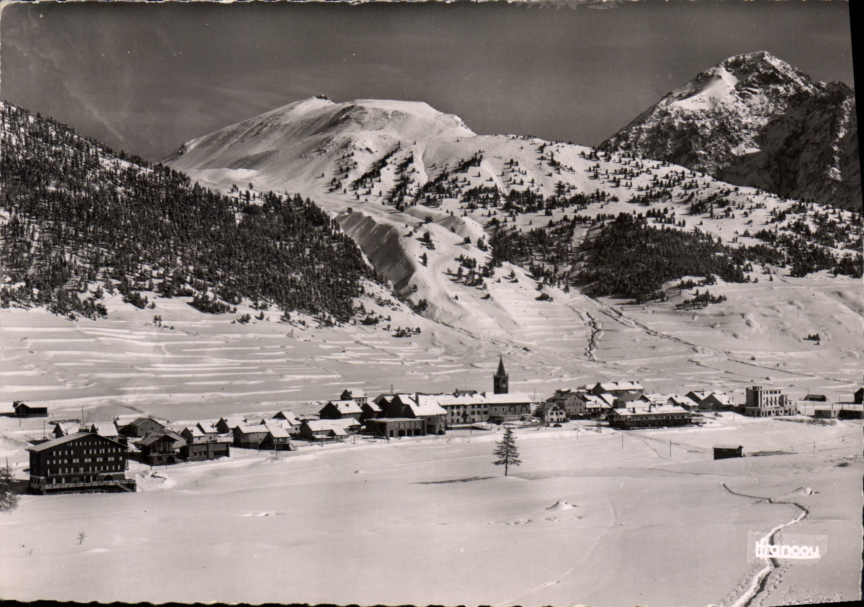 Montgenèvre — vue d'hiver — Editions E. Francou