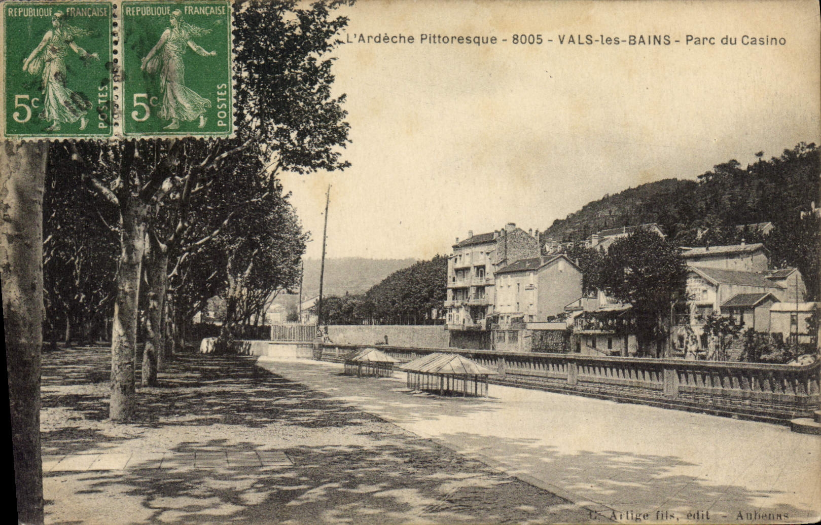 Vals-les-Bains - Parc du Casino — L'Ardèche Pittoresque — B. Artige fils, édit. Aubenas