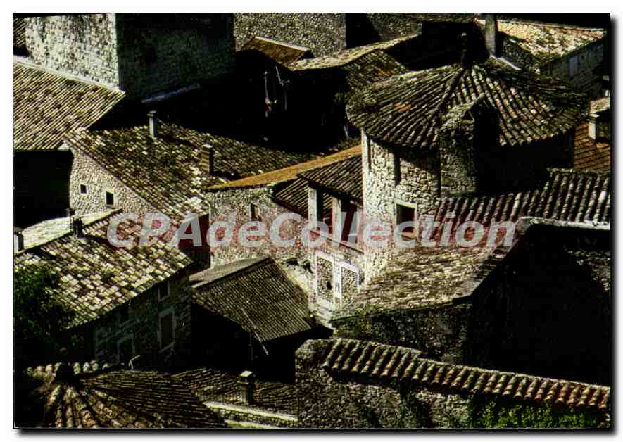 CPA La Vallee moyenne de l'Ardeche Vogue le vieux village dont les ruelles s'agrippent au rocher cal