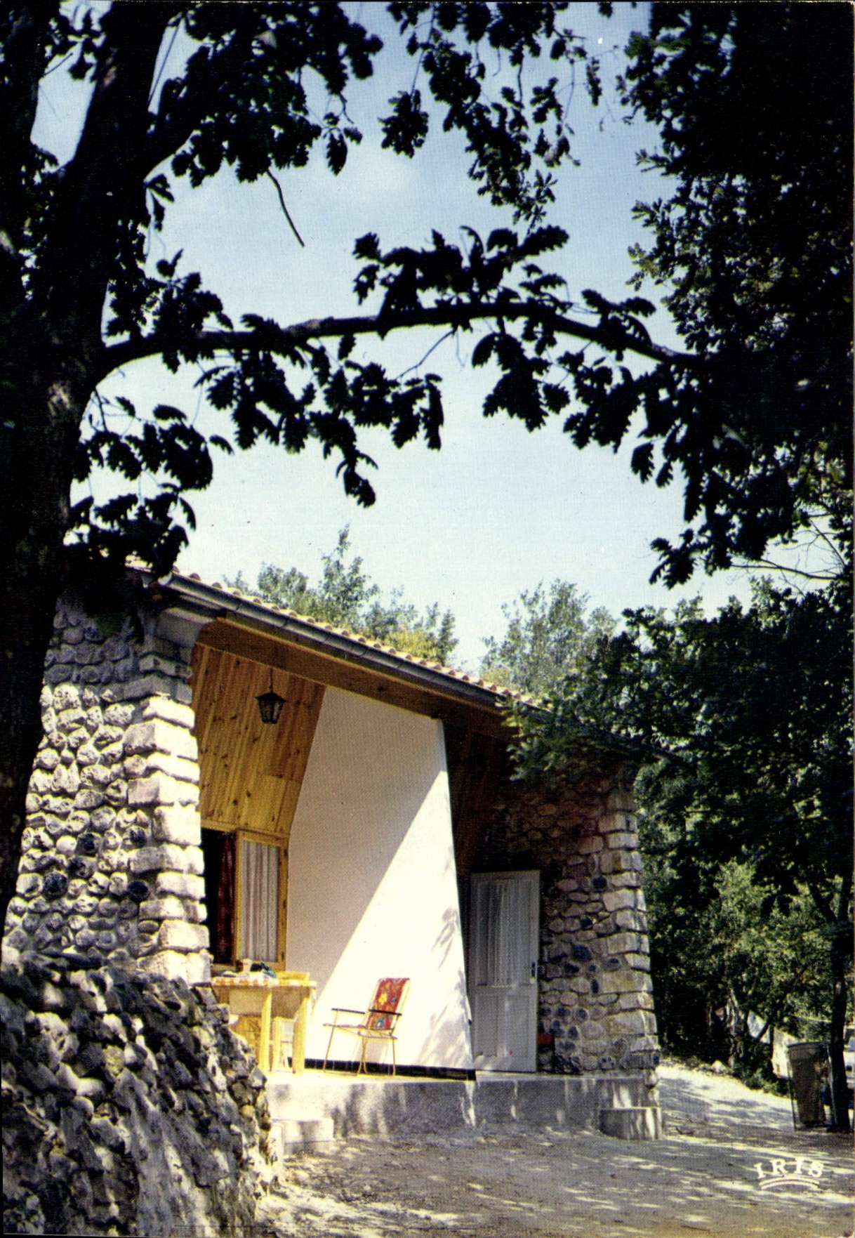 Gorges de l'Ardèche — Camp de l'U.A.S. P.T.T. 'Les Blachas' — Salavas (Ardèche) — éditeur Lumicap
