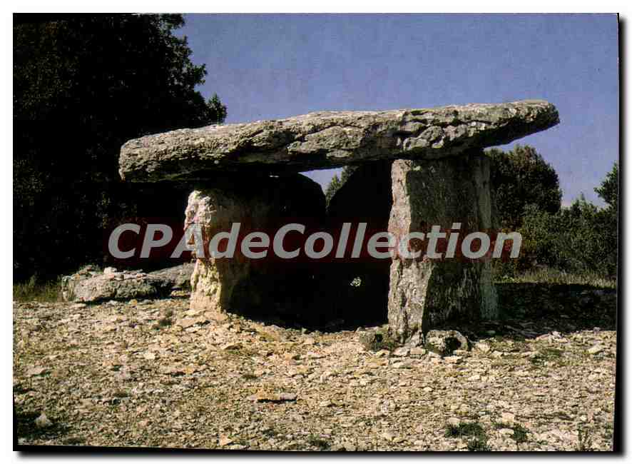 Dolmen de Champvermeil — Gorges de l'Ardeche — Éditions Cap Théojac