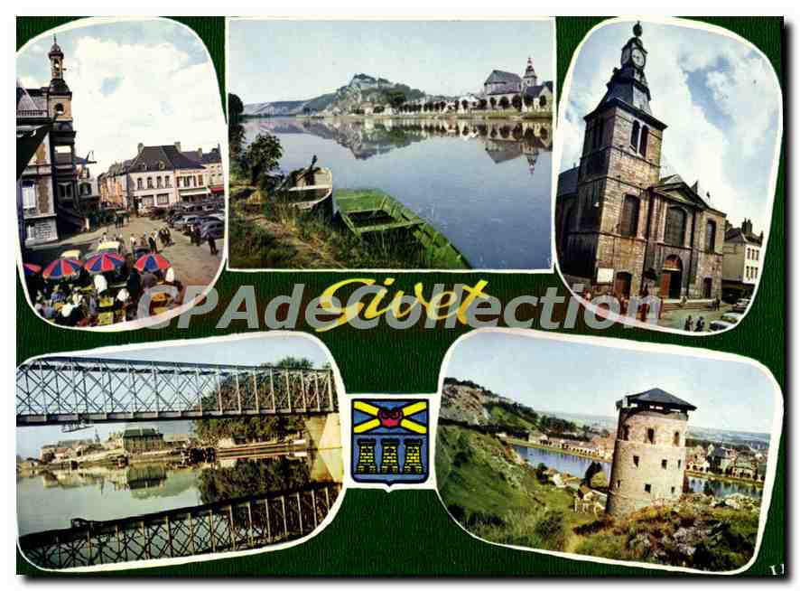 CPA Souvenir de Givet Ardennes Place de l'Hotel de Ville 