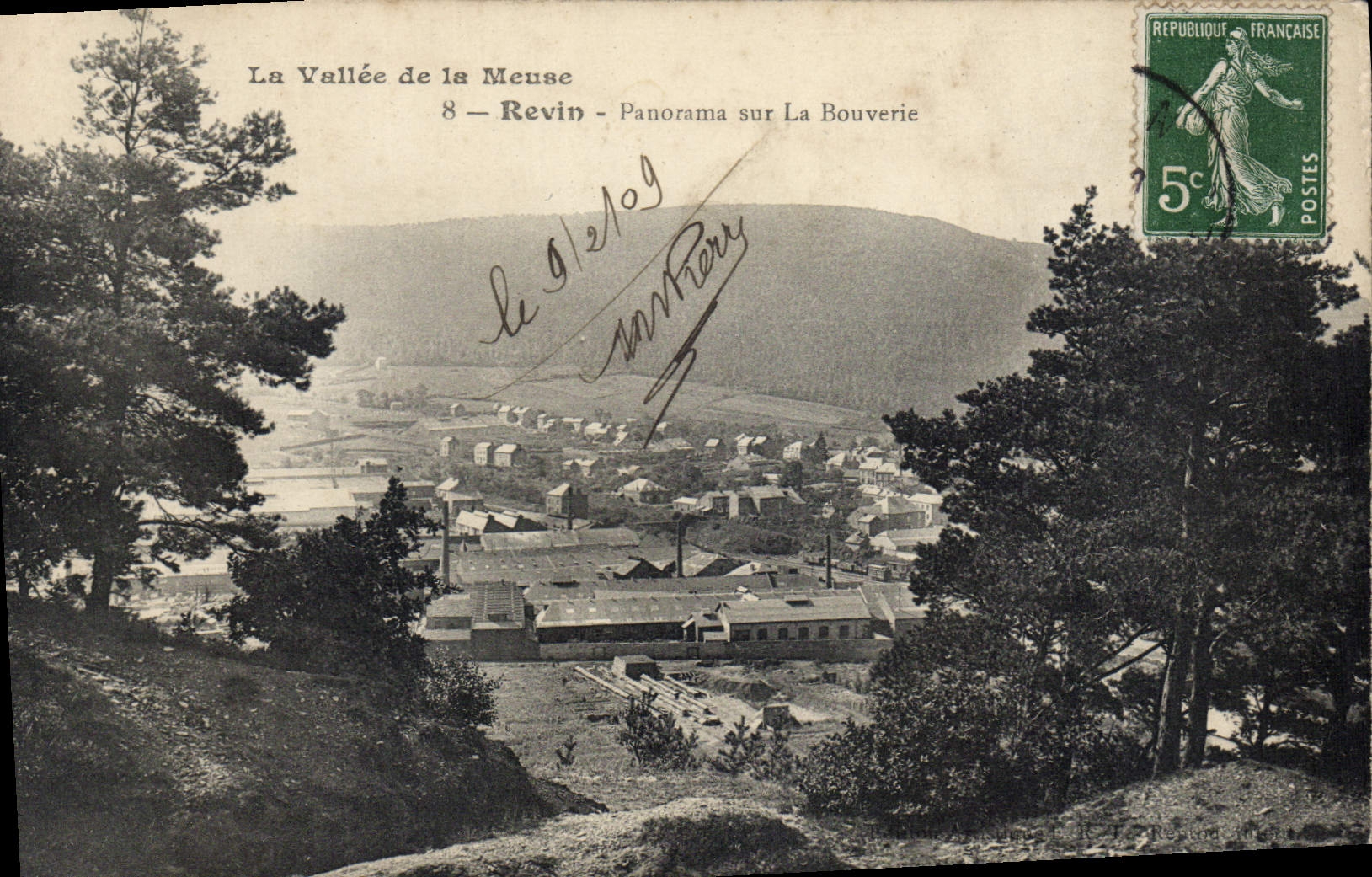 CPA Revin Panorama sur la Bouverie 