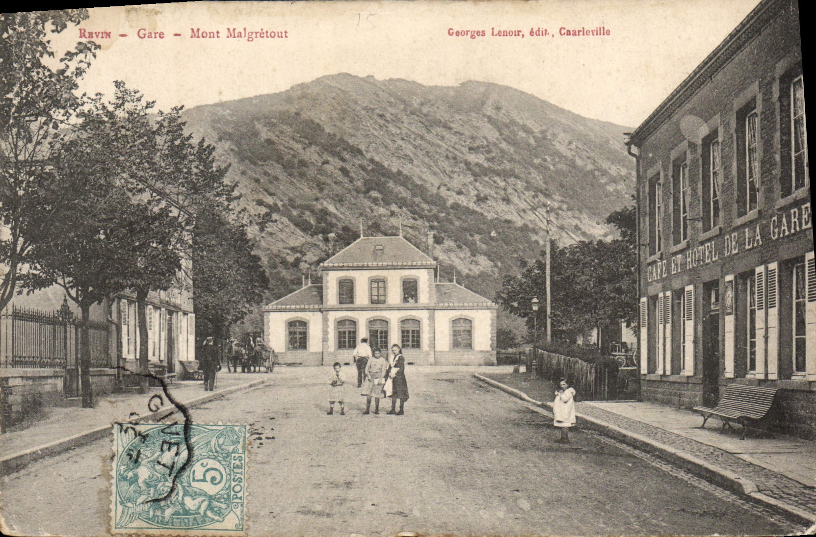 CPA Revin Gare Mont Malgretout 
