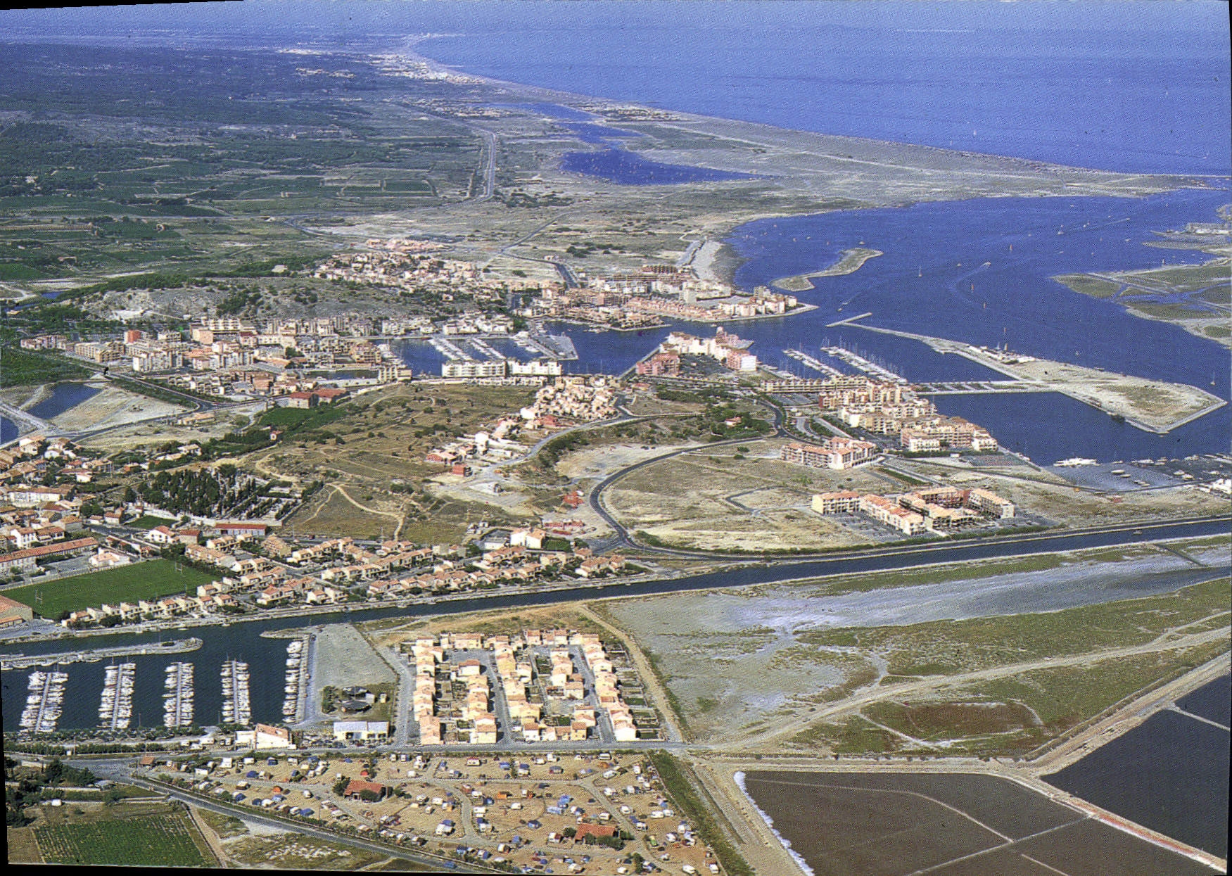 Gruissan — Vue panoramique — Images de France, série 11, éditée par Cigodène