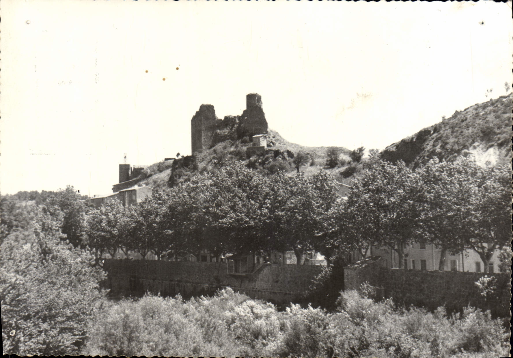 CPA L'Aude Touristique Durban vue du Chateau 