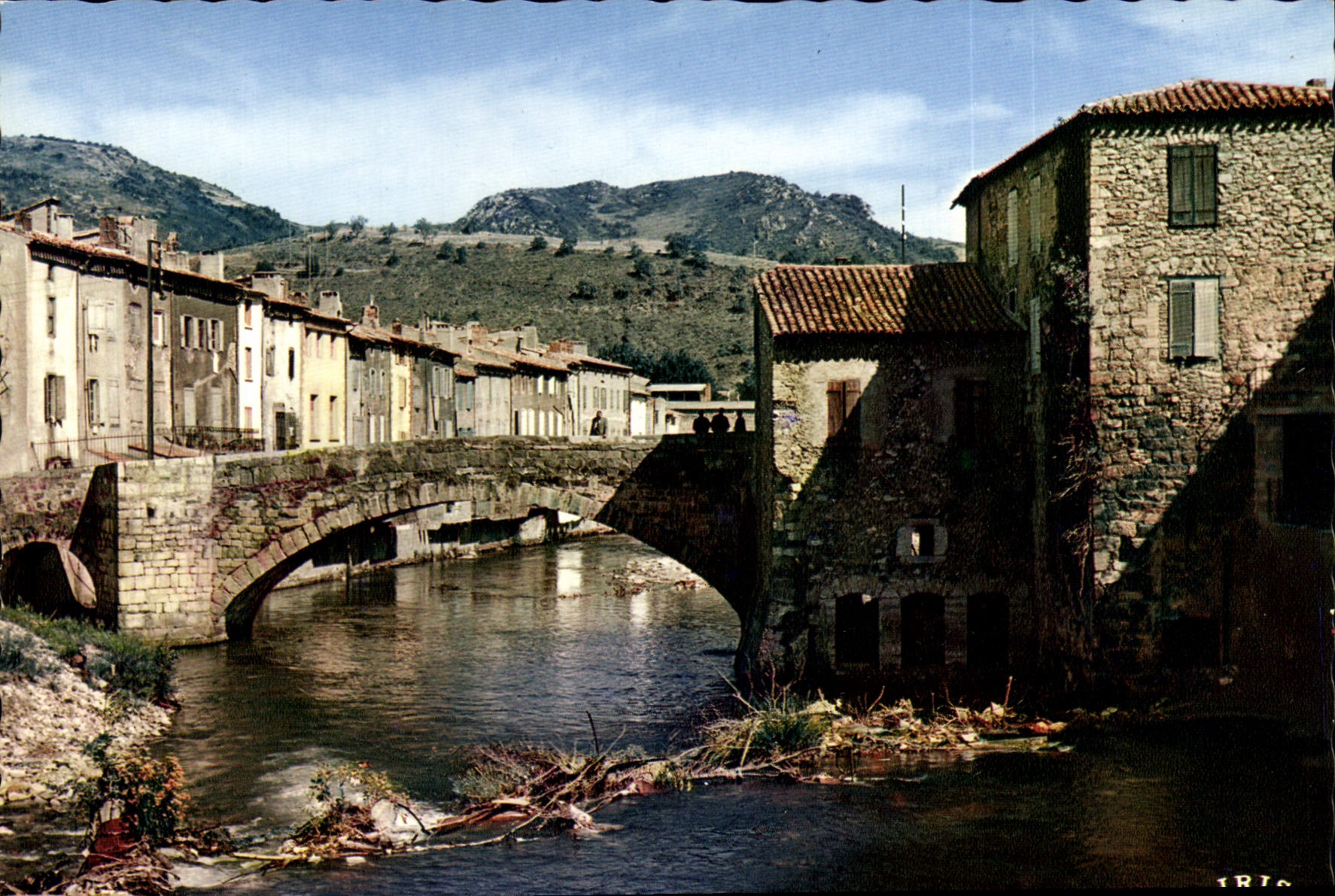 Quillan (Aude) — Le Pont vieux sur l'Aude — Éditions Théojaac, Limoges