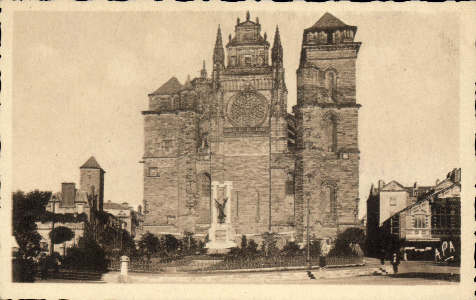 La Cathédrale — Rodez (Aveyron) — Les Cartes A.P.A. POUX - ALBI
