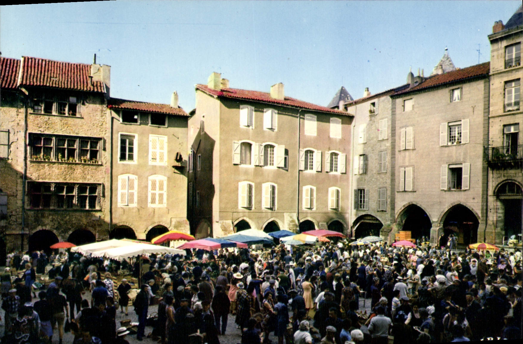 CPA Villefranche de Rouergue Aveyron Jour de Marche Place Notre Dame 
