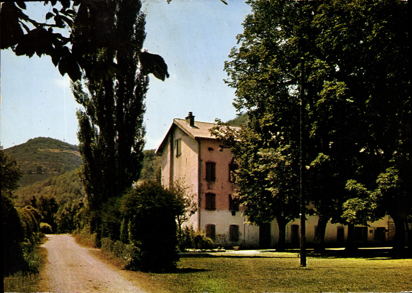 CPA Sylvanes les Bains Aveyron Pavillon des Filles 