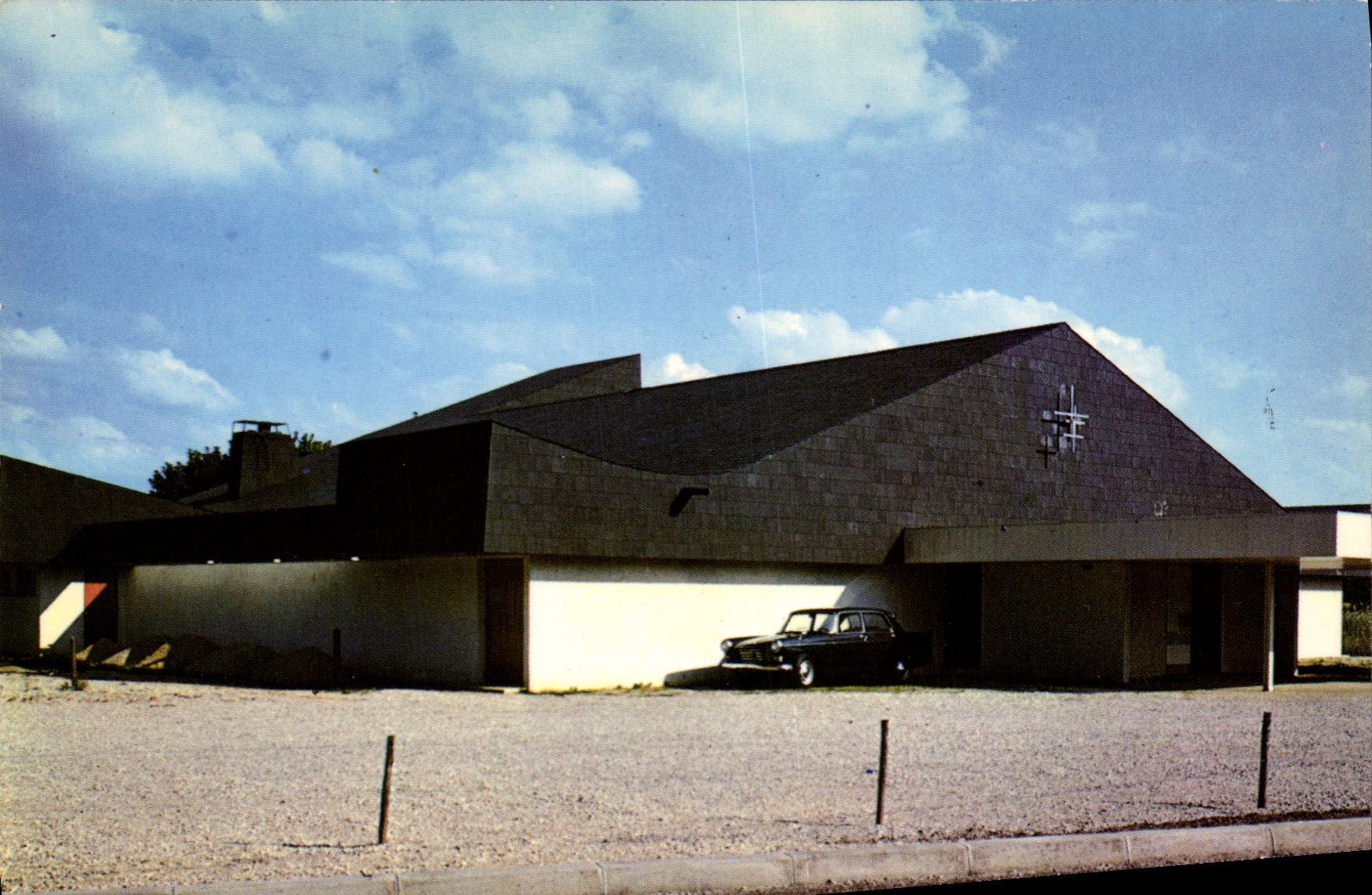 Les Laumes (Côte-d'Or) — L'Église (Architecte : J. Prioleau) — Éditions LA CIGOGNE