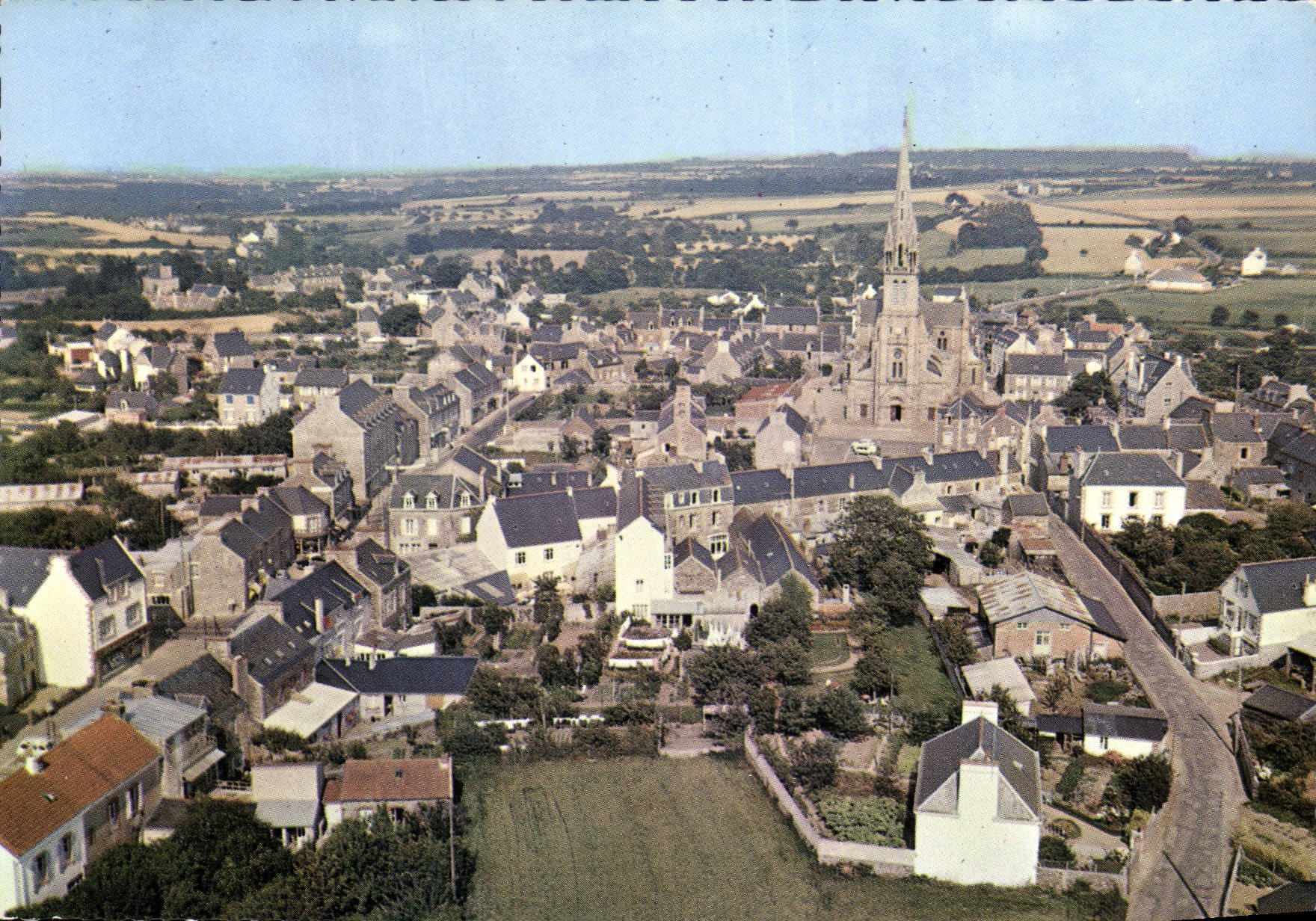 Pleneuf (Côtes-du-Nord) — Vue générale — Éditions SOFÉRÉE