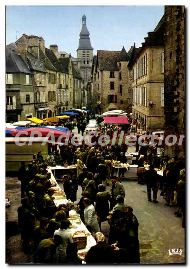 Sarlat en Périgord — Jour de marché — IRIS
