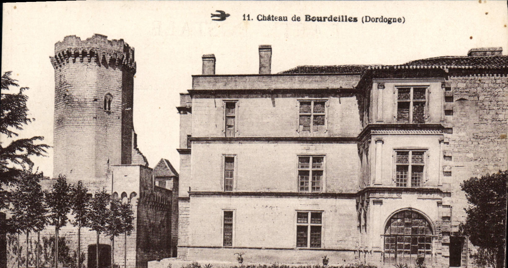 CPA château de BOURDEILLES