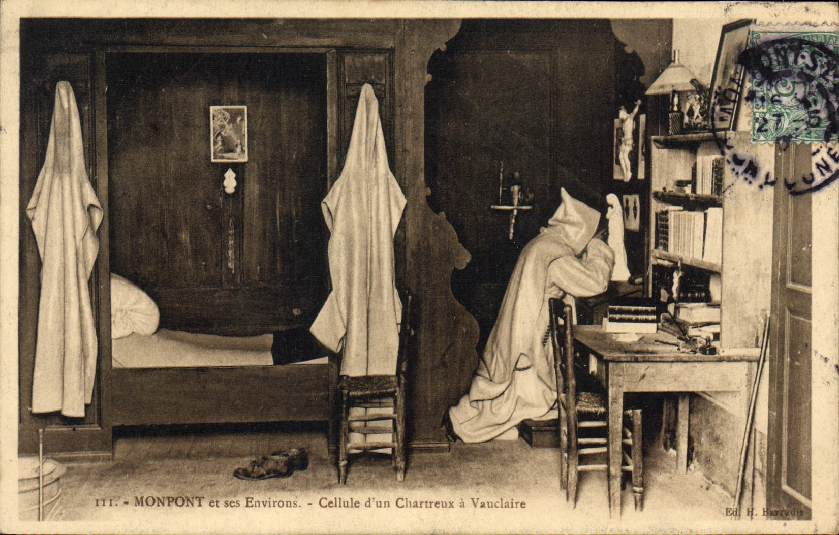 CPA MONPONT cellule d'in Chartreux à Vauclaire