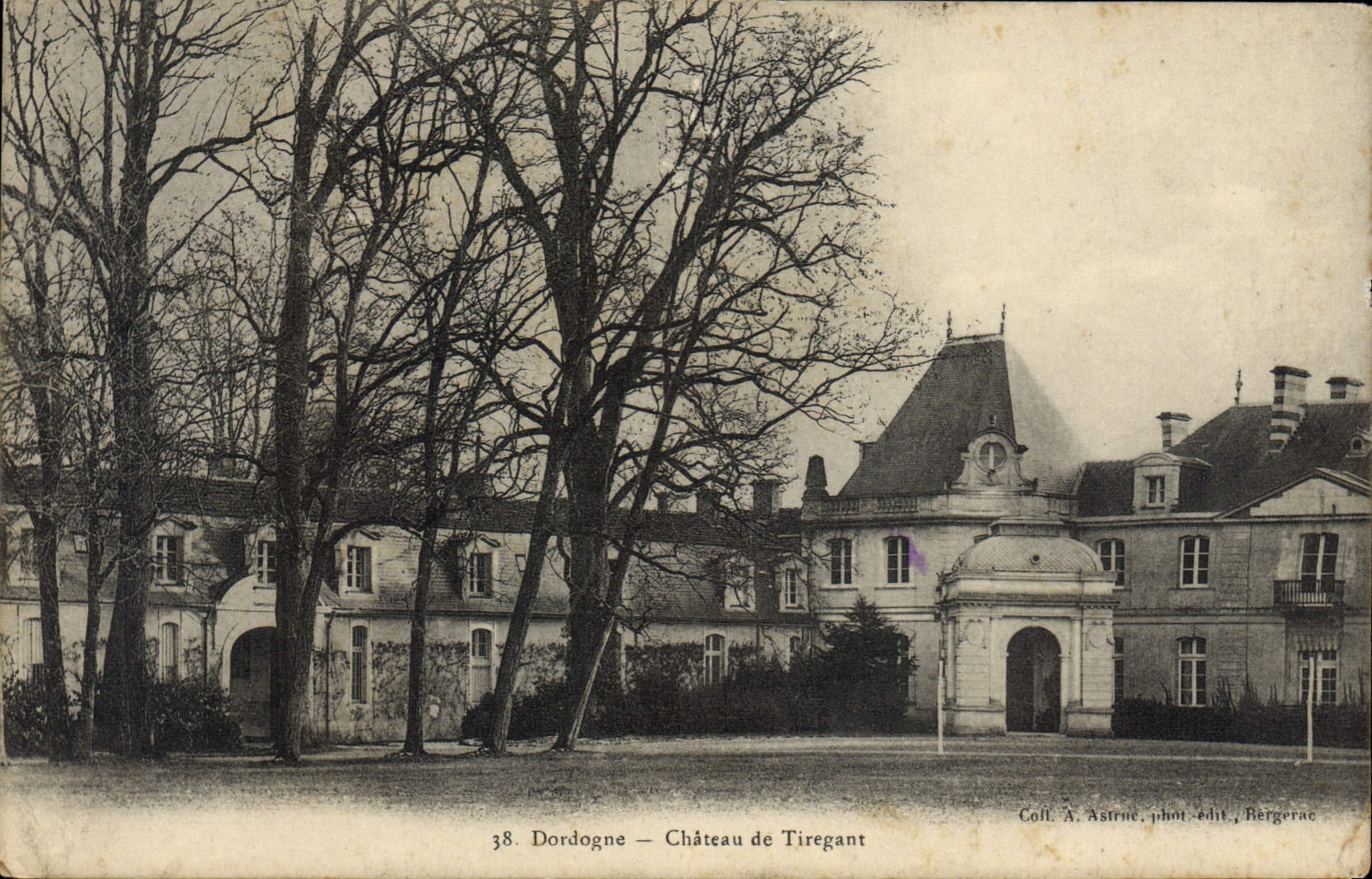 CPA château de TIREGANT