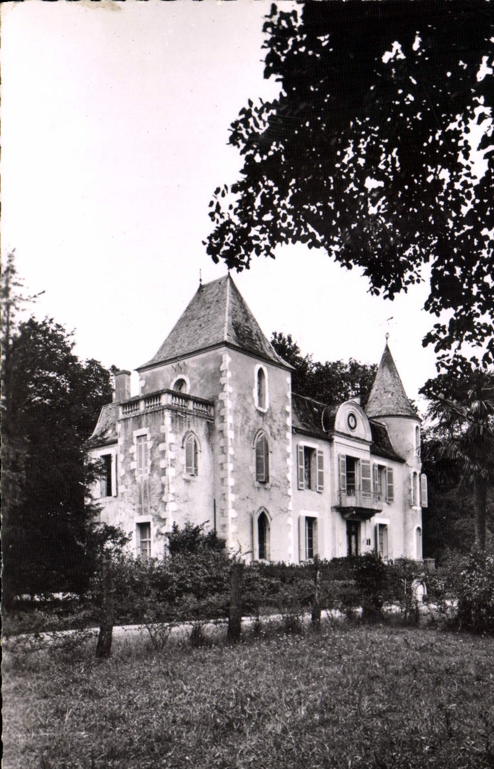 Rouquette-d'Eymet — Château de Poutillet — Authentic Photography