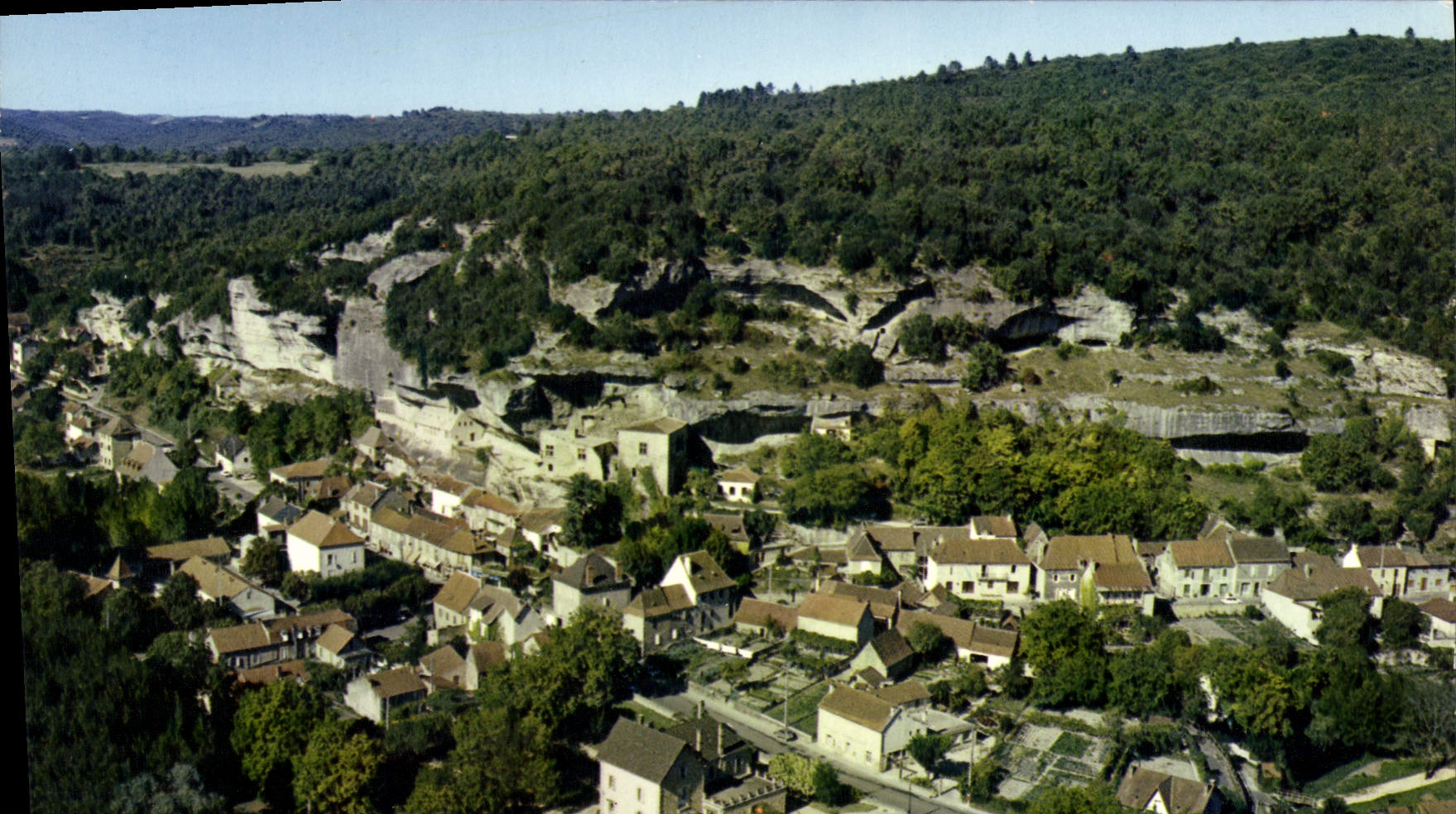 CPSM LES EYZIES capitale de la préhistoire