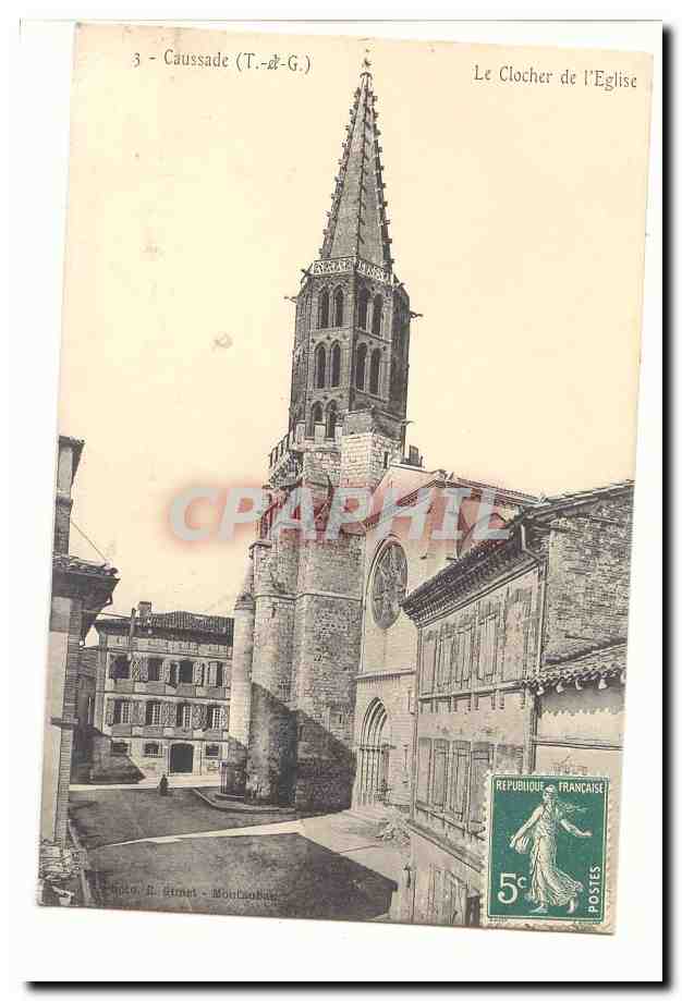 Moulins CPA La rue de l'horloge et la tour Jacquemart (automobile)