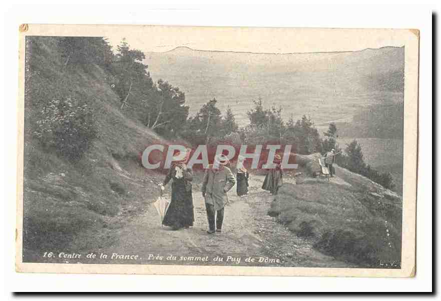 Centre de la France — Près du sommet du Puy de Dôme — L.V. éditeur