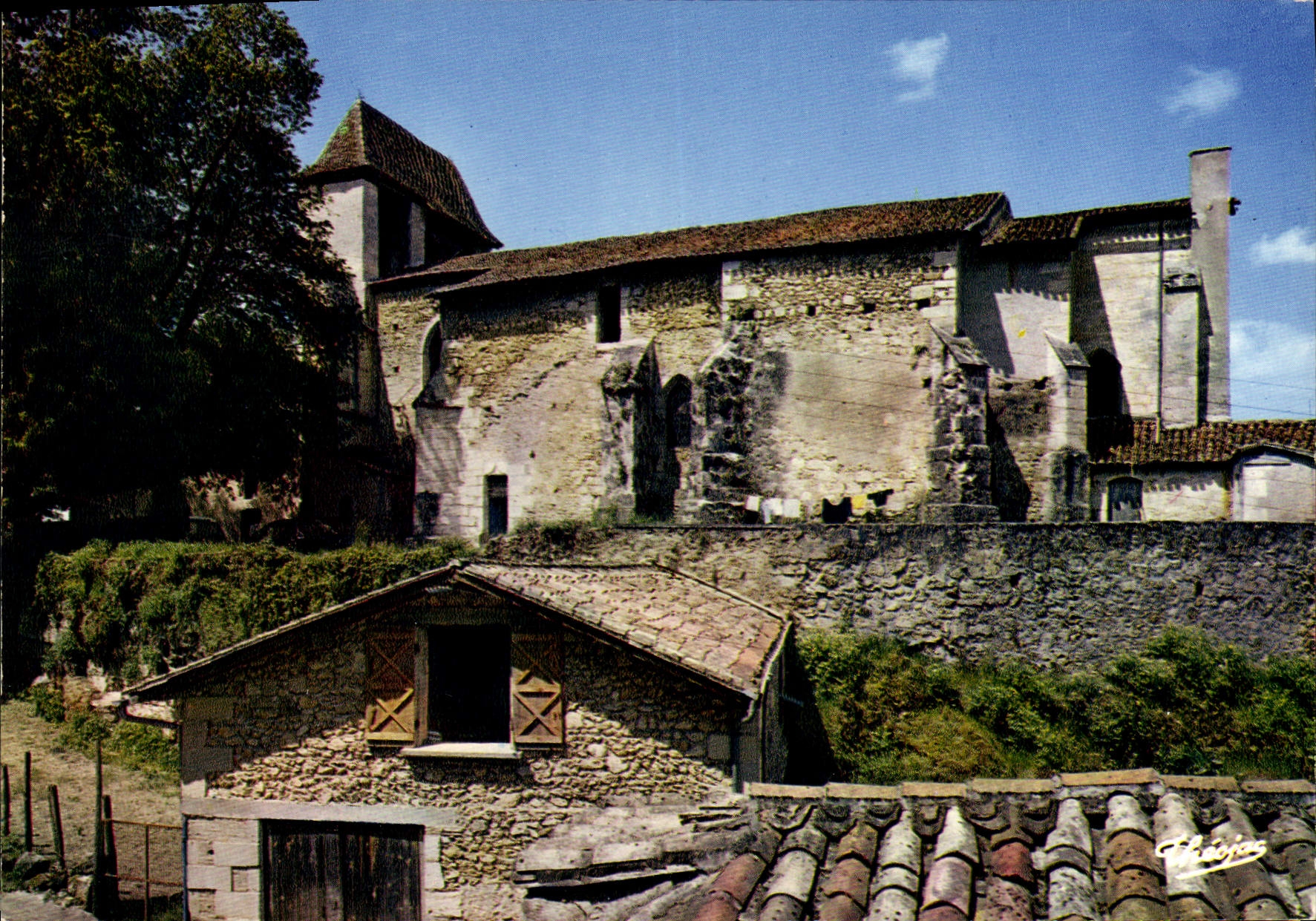 Sourzac (Dordogne) — Die Kirche des 11. und 12. Jahrhunderts — Éditions Théojaç