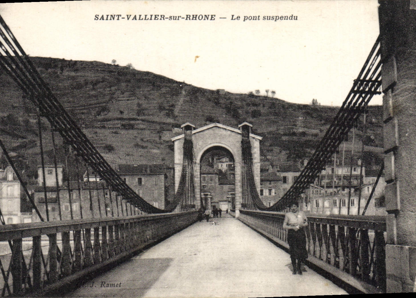 SAINT-VALLIER-sur-RHONE — Der Hängebrücke — J. Ramet