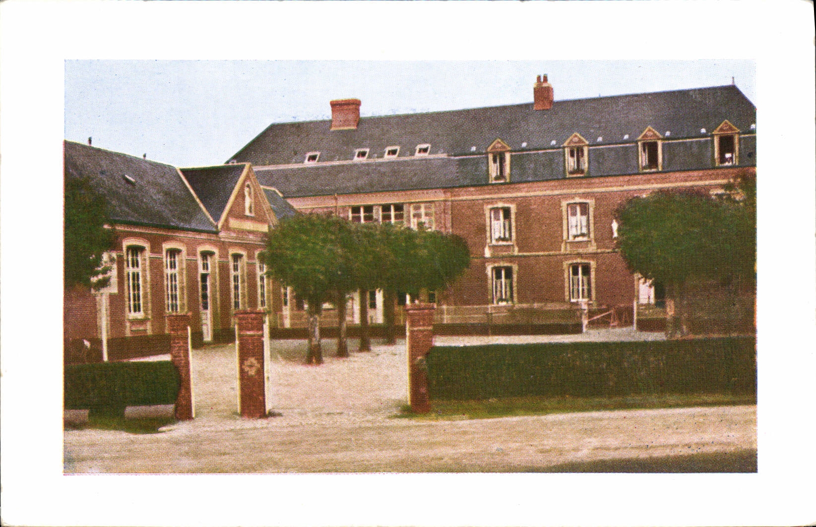 CPA Thiberville Pensionnat Du Sacre Coeur