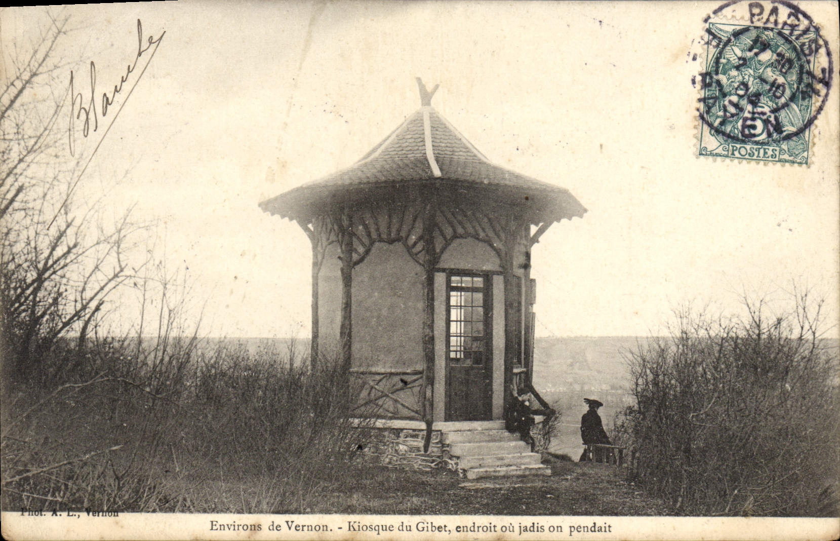 Environ de Vernon - Kiosque du Gibet, endroit où jadis on pendait — Phot. A. L. Vernou