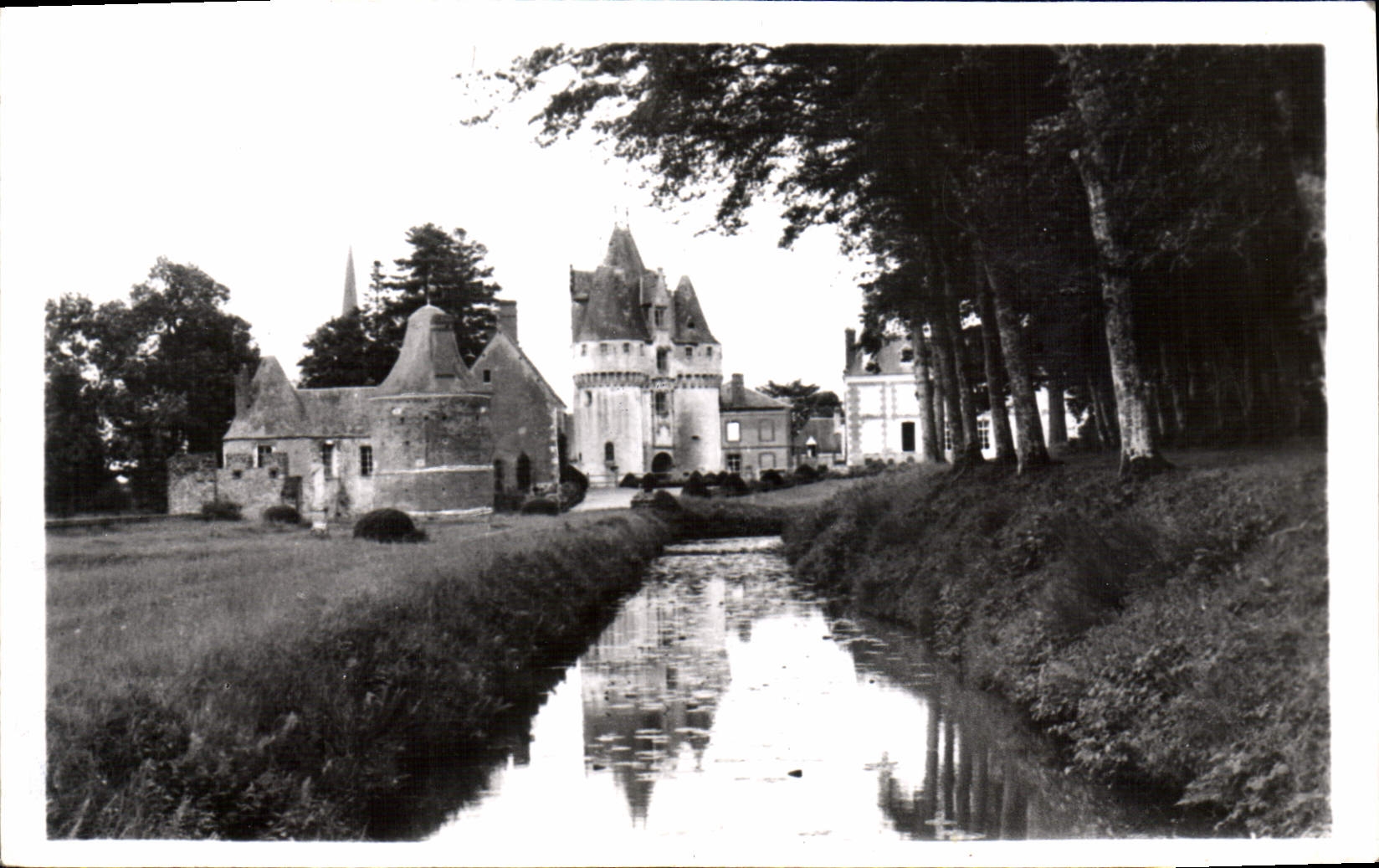 Château de FRAZÉ — (E.&L.) — Mr. AURE édit. imp. 25 rue Les Arcs - PARIS