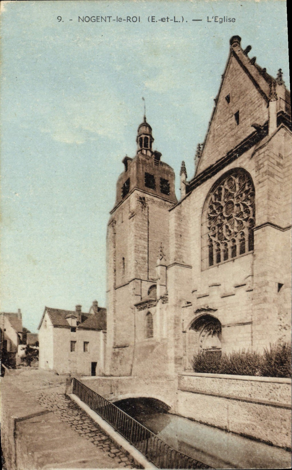 Nogent-le-Roi (E-et-L.) — La Iglesia - Anverso