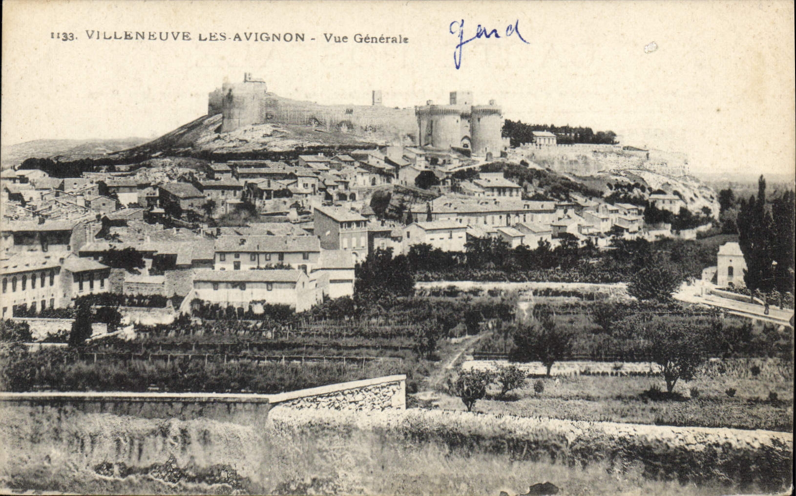 CPA Villeneuve Les Avignon Vue Generale