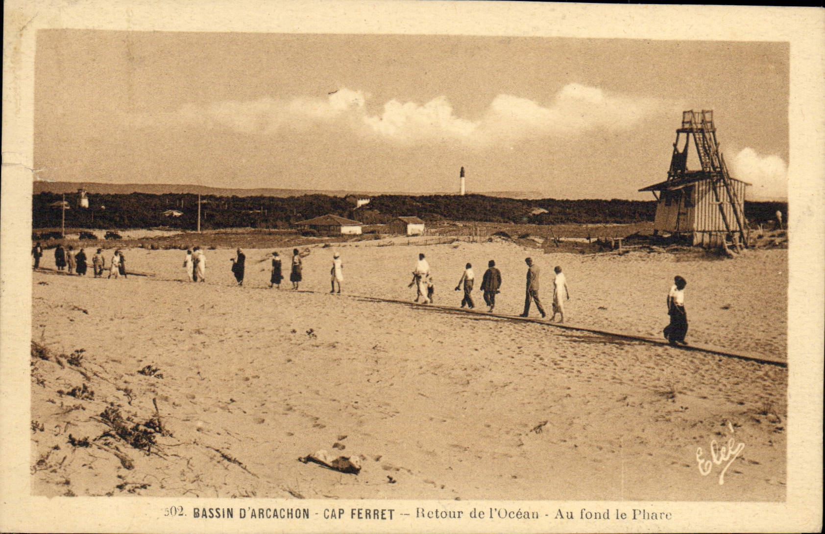 Bassin d'Arcachon - Cap Ferret — Retour de l'Océan — Au fond le Phare — Éditeur Élécé, n° 502