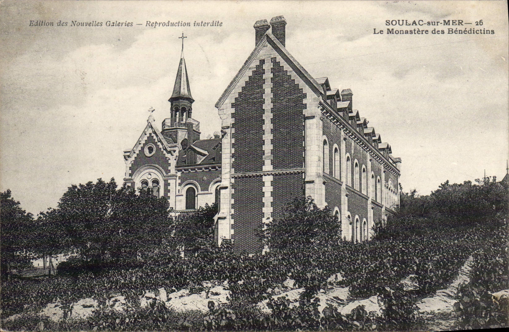 Soulac-sur-Mer — Le Monastère des Bénédictins — Édition des Nouvelles Galeries — n°26