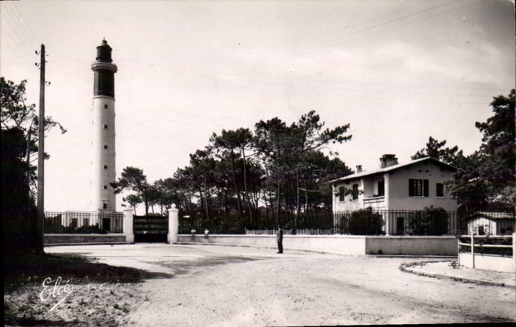 Phare et domaine du phare — Cap Ferret — Gironde — Éditeur Elcé