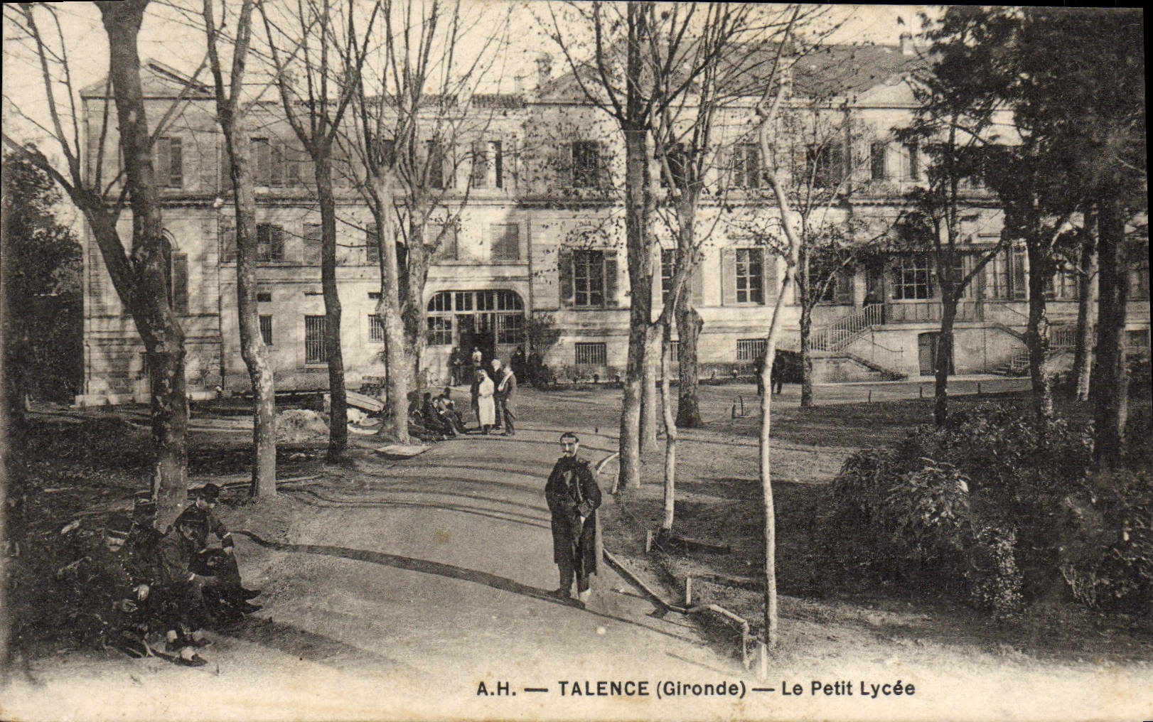 Talence (Gironde) — Le Petit Lycée — A.H. TALENCE (Gironde) — Le Petit Lycée