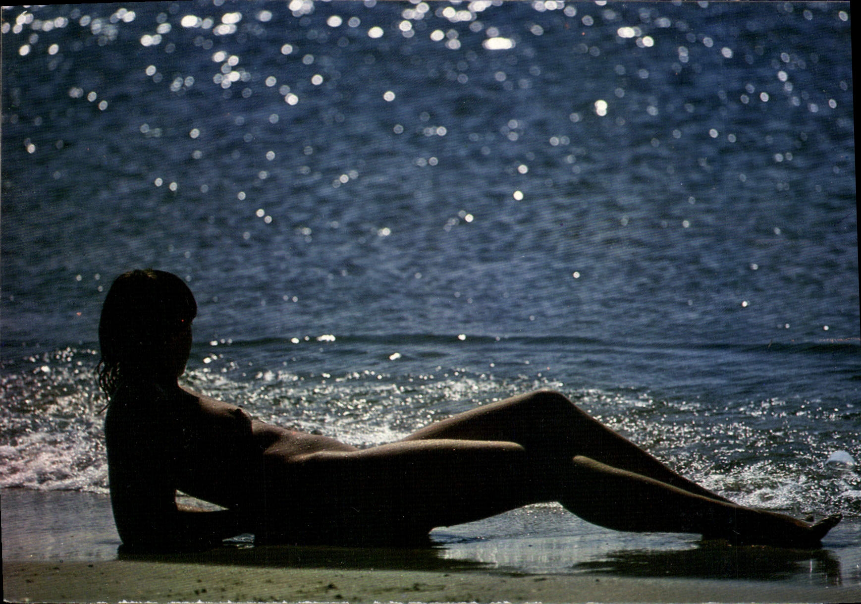 CPSM Cote Languedocienne Image Du Bord De Mer Femme nue érotique